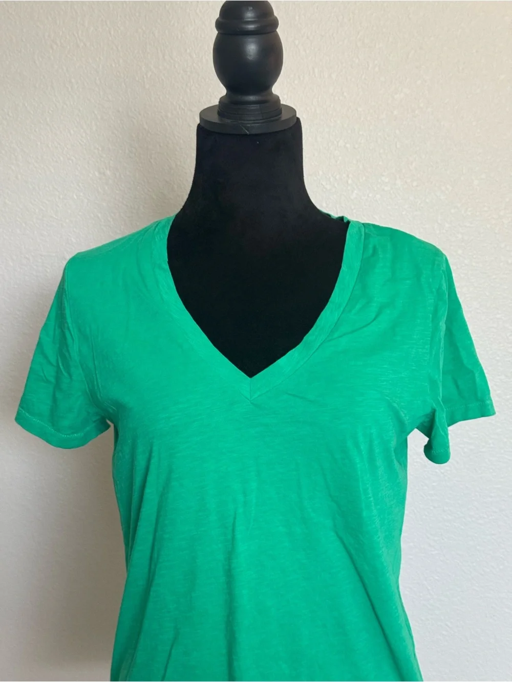 J. Crew Short-sleeve vintage cotton V-neck tee Green Large